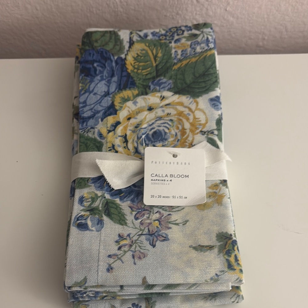 Pottery Barn CALLA BLOOM Floral Napkins - Blue Yellow Green